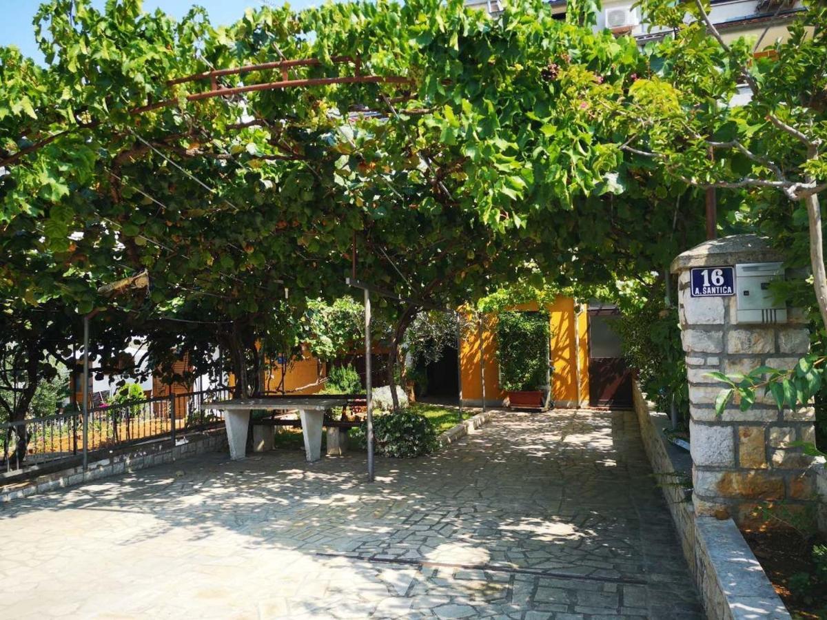 Alida Apartament *
